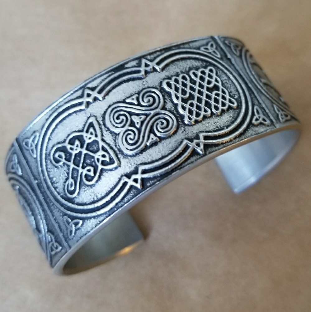 Mullingar Pewter handmade in Ireland bracelet cuff